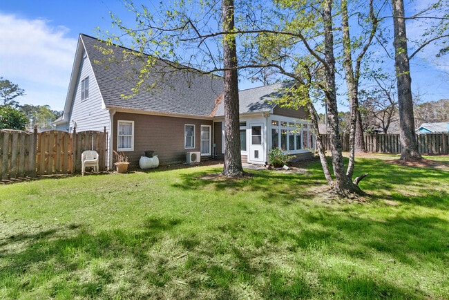 Building Photo - 202 Sand Dollar Cove