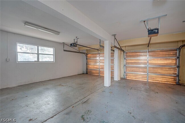Building Photo - 220 Punta Alta Ct