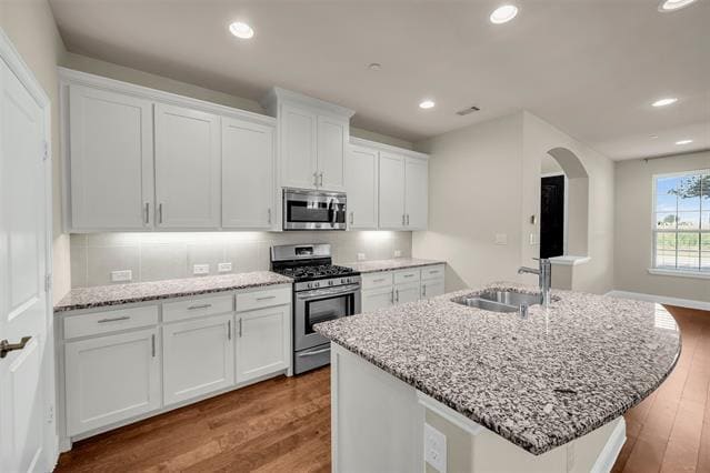 Building Photo - 3801 Quail Wood Dr