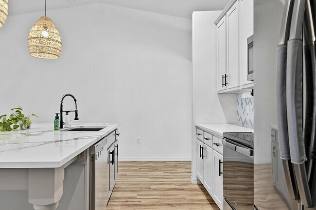 Building Photo - Modern 4-Bedroom, 3-Bath Home with Private In-Law Suite – Palm Coast, FL