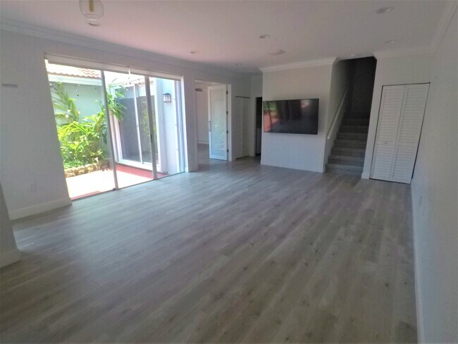 Large living area - 1145 Yellowheart Way