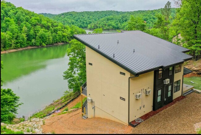 Building Photo - 10573 Jasper Ln