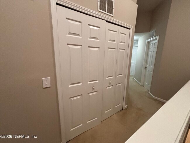 Building Photo - 11292 Campfield Cricle
