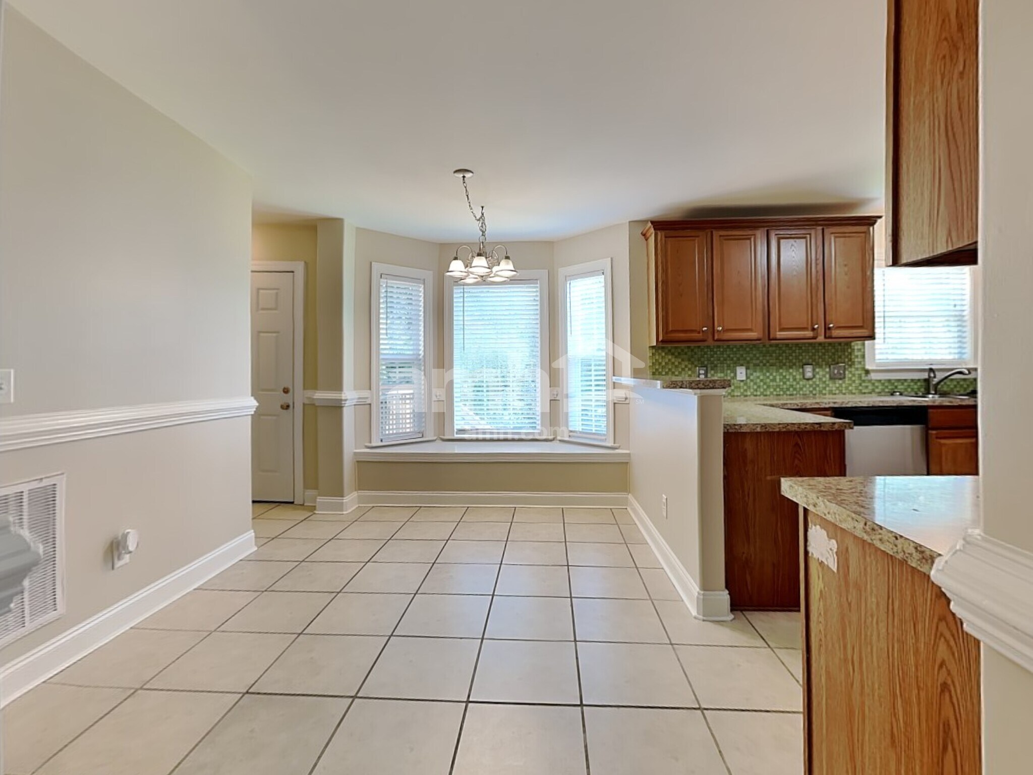 Building Photo - 1245 Beaverton Trail
