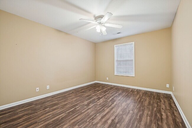 Building Photo - 269 B EXECUTIVE AVENUE