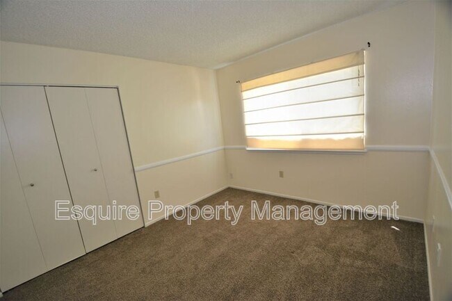 Building Photo - 1629 Pierside Ln