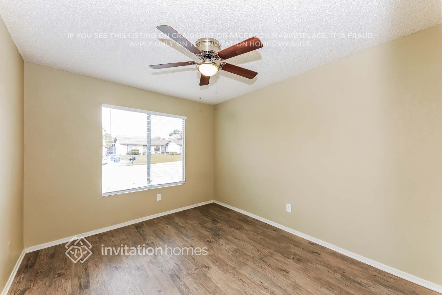 Building Photo - 5651 Louise St