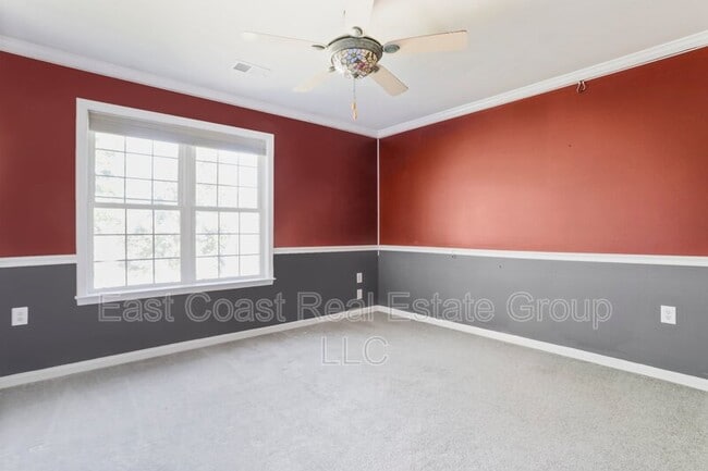 Building Photo - 77 Grassy Meadow Rd