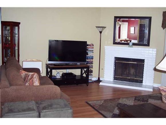 Building Photo - 3536 Ridgewood Way