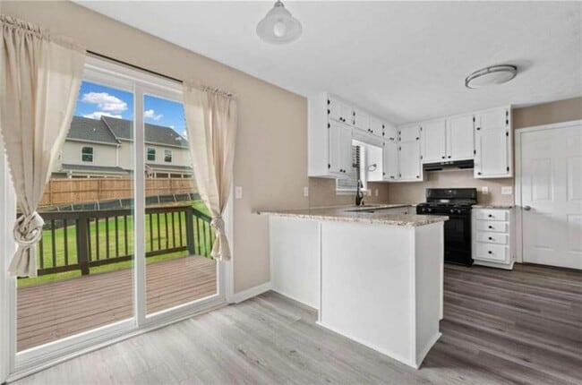 Building Photo - 893 Sandune Dr