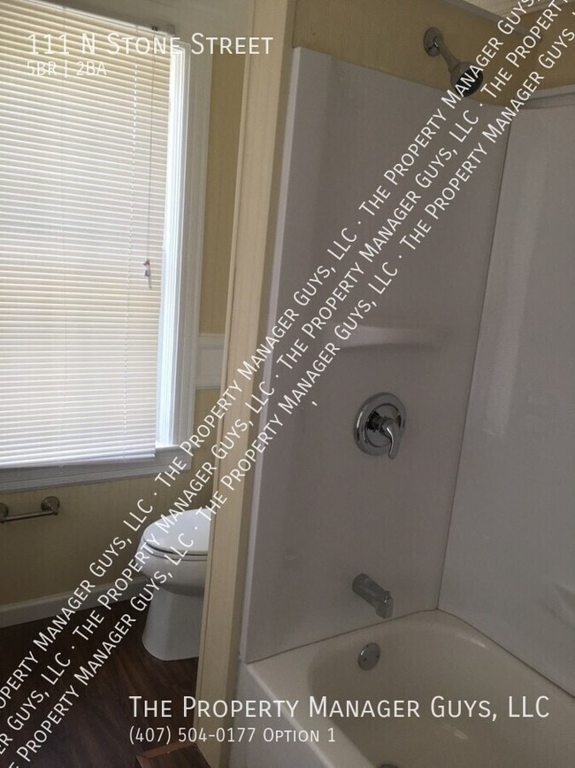 Building Photo - 111 N Stone St