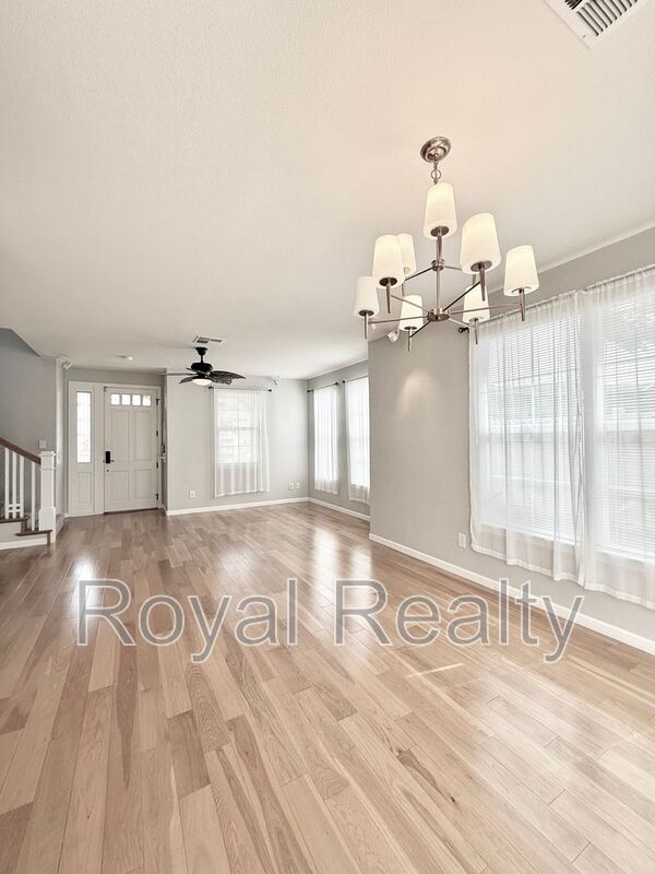 Building Photo - 580 Lunalilo Home Rd