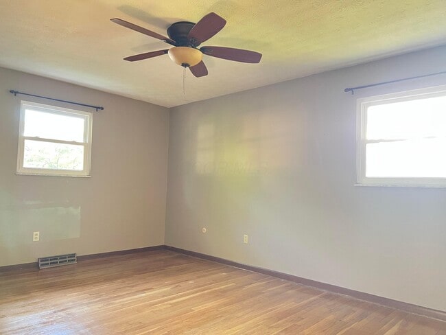 Building Photo - 316 Finstock Way