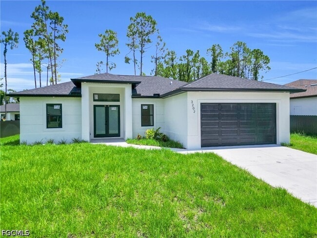 Building Photo - 3202 21st St W