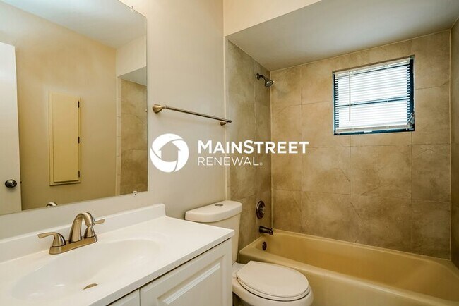 Building Photo - 3 Bedroom Pet-Friendly Home in CAPE CORAL, FL with Main Street Renewal