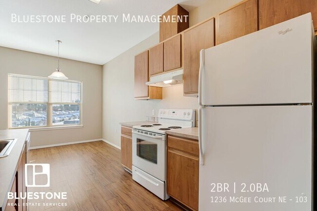 Building Photo - 1236 Mcgee Ct NE