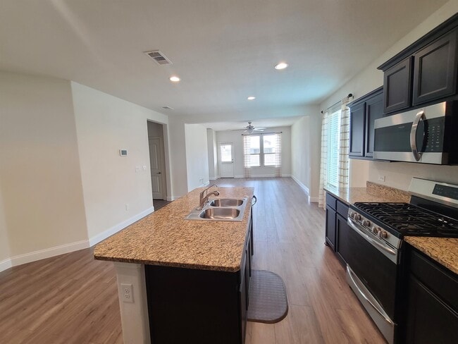 Building Photo - 7320 Fossell Ranch Rd