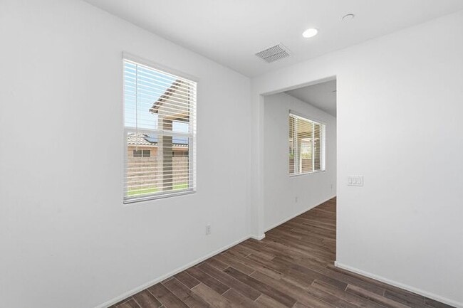 Building Photo - 9737 E Copper Glance Trl