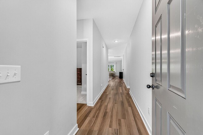 Building Photo - 3177 Safe Harbor Way