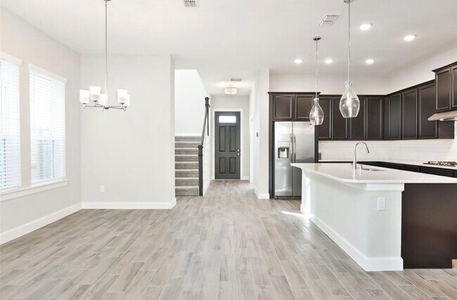 Building Photo - 2206 Bridgeport Path Dr