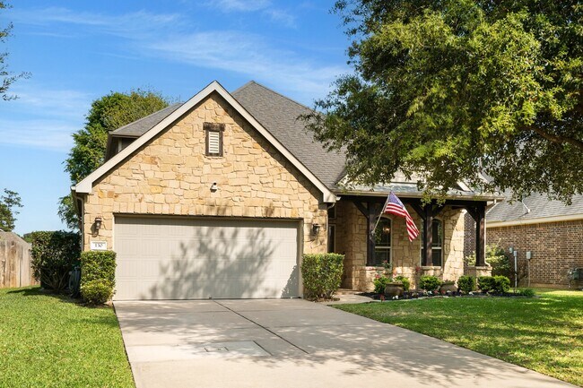 Building Photo - 130 Springshed Pl