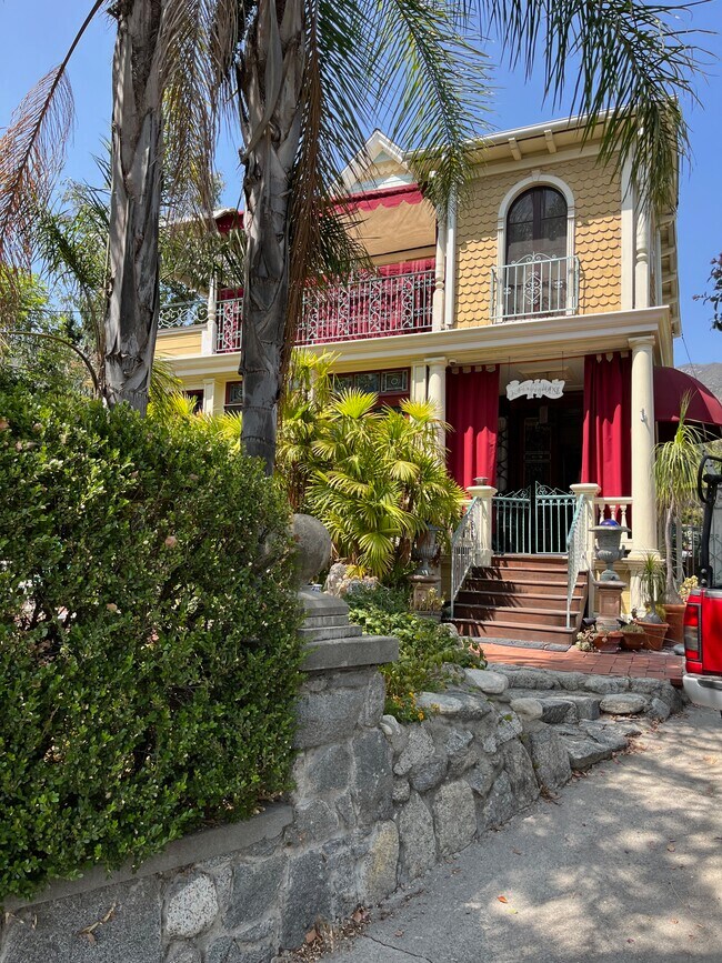 The property - 159 W Montecito Ave