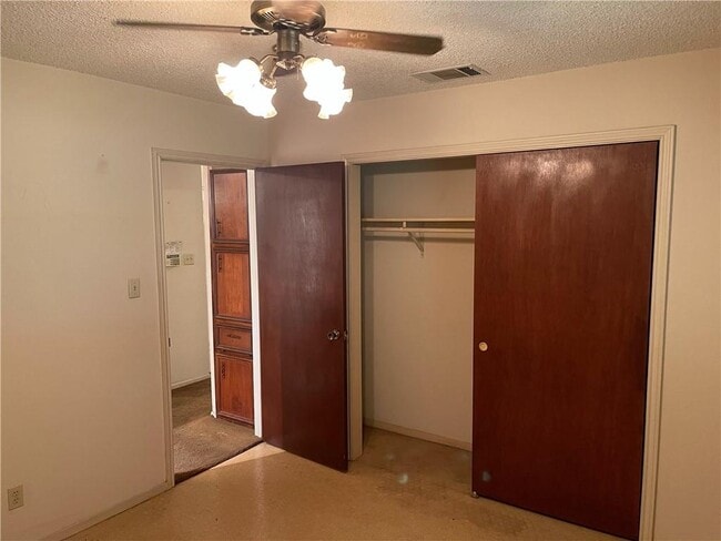 Building Photo - 905 Tillery St