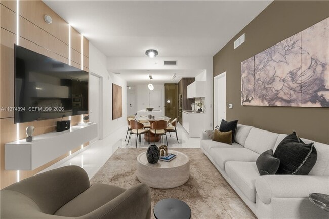 Building Photo - 851 NE 1st Ave