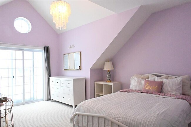 Building Photo - 4 Wimbledon Cir