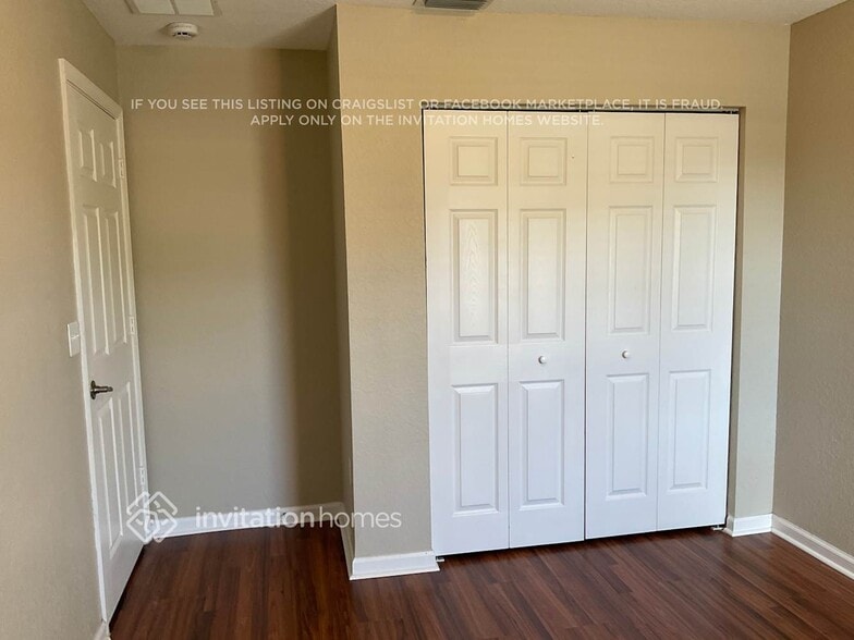 Building Photo - 5821 Azalea Cir