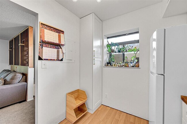 Building Photo - 117 Gardens Dr
