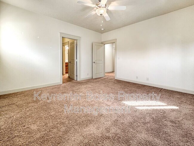 Building Photo - 7301 W Baron Ln