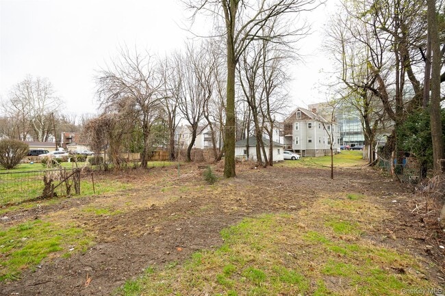 Building Photo - 1 Dean Pl