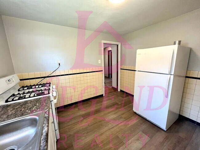 Building Photo - Charming 2 Bedroom Home in Ferguson