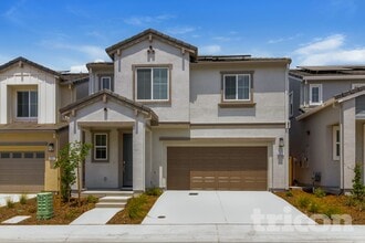 Building Photo - 2037 Comstock Ln