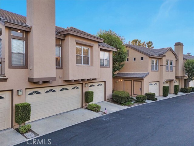 Building Photo - 922 S Country Glen Way