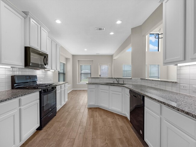 Building Photo - 40575 Goldeneye Pl