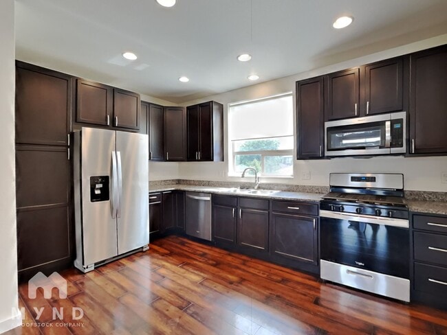 Building Photo - 10254 E 29th Dr