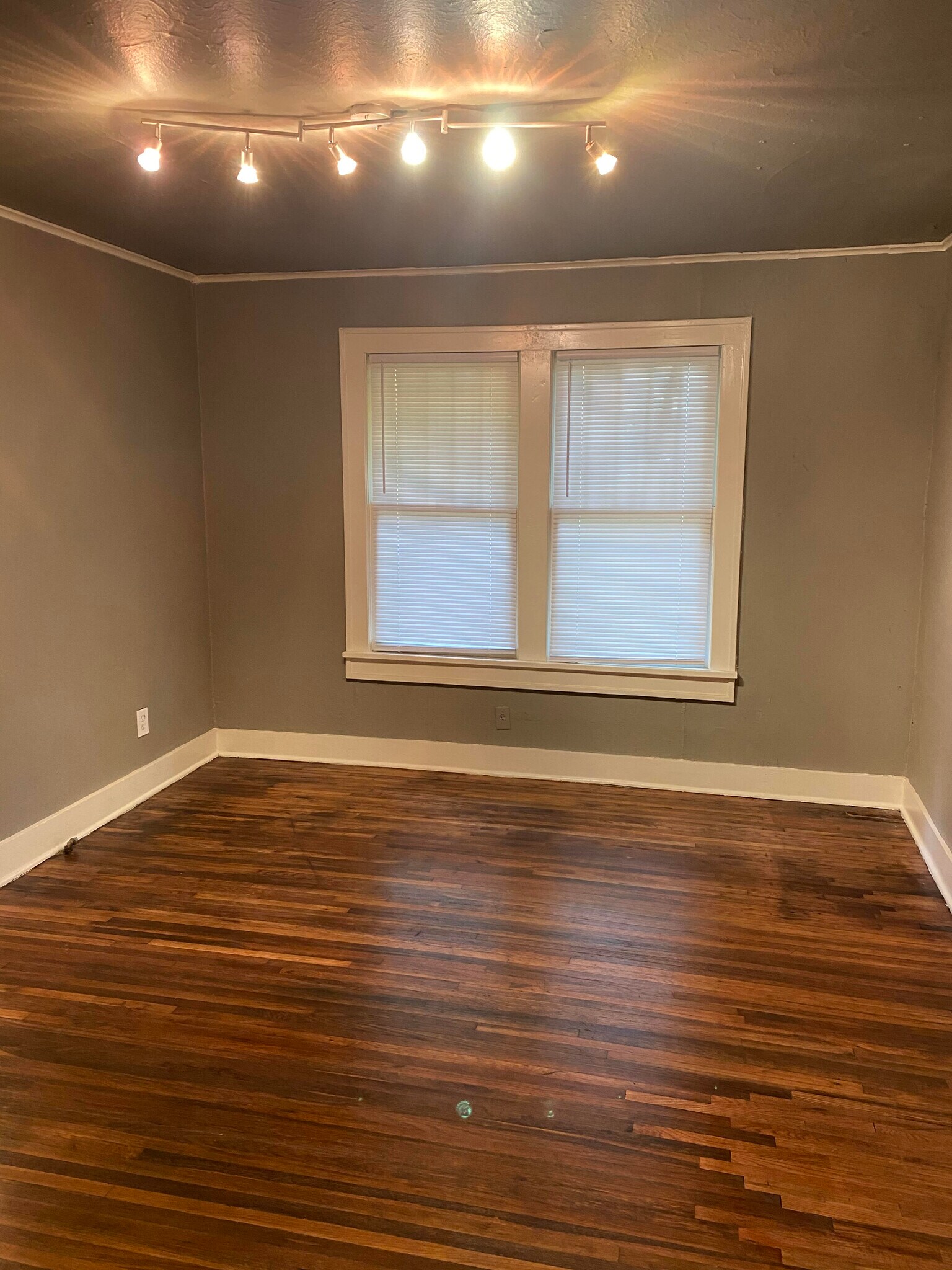 Building Photo - 3102 W Easton Ct