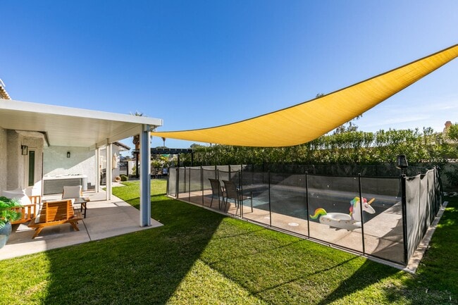 Building Photo - ZONE 8 - 4BD, 2 PRIMARY SUITES, POOL + SPA, OVER AN ACRE, HIGHLY UPGRADED + RENT INCLUDES POOL SE...