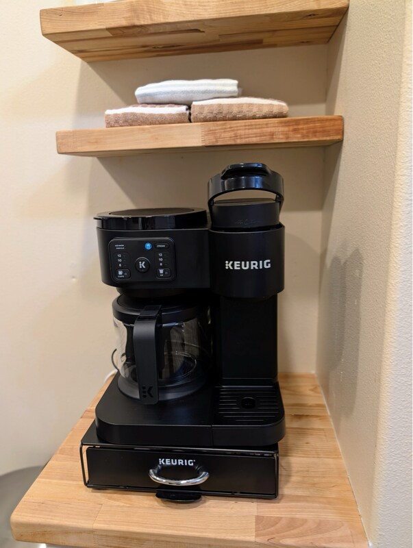 Building Photo - 322 W Woodin Ave