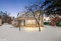 Building Photo - 7618 Sylvan St