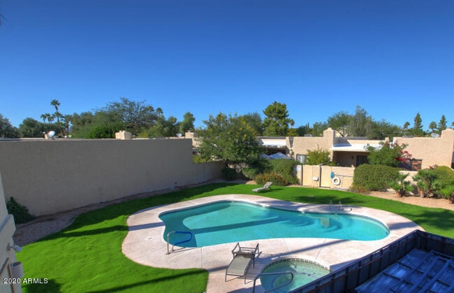 Building Photo - 5669 N 78th Way