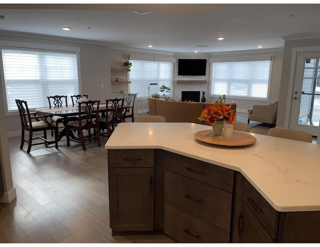 Building Photo - 2075 Lafayette Rd