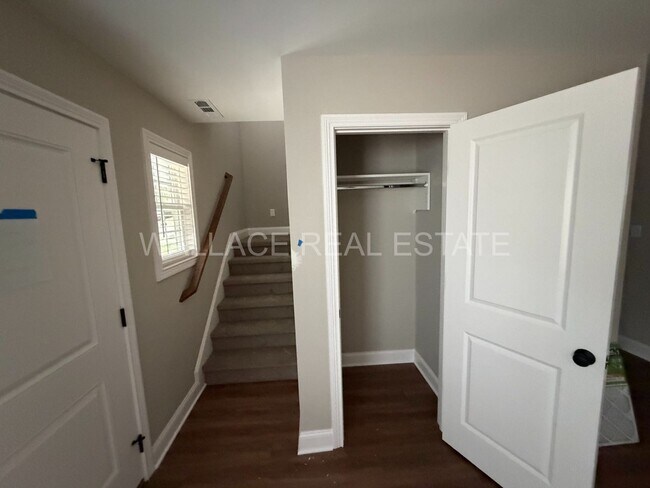 Building Photo - LOCATED IN W. KNOX...BEAUTIFUL NEW CONSTRUCTION HOME WITH 4 BEDROOMS