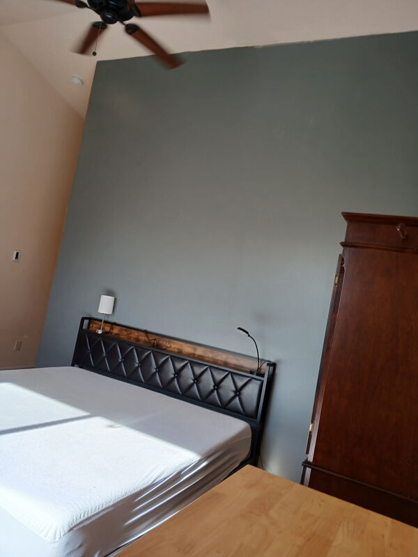 Building Photo - 19105 NE 112th Ave