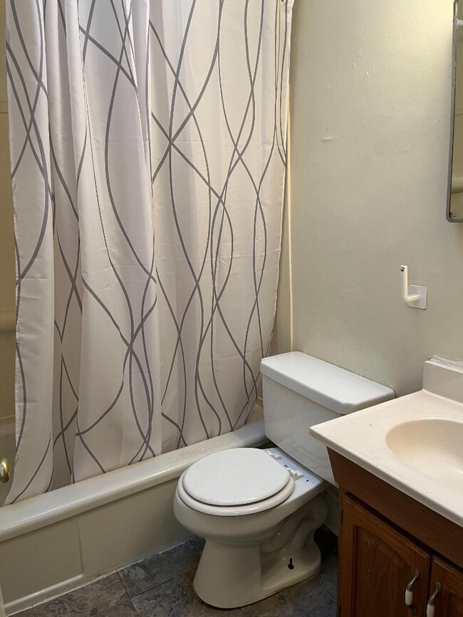 Building Photo - 1937 Payne St