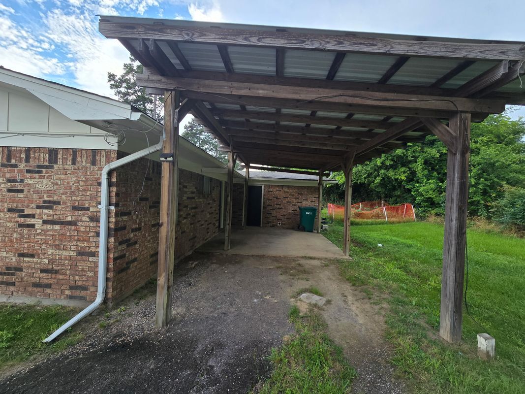 Building Photo - 204 Co Rd 2877