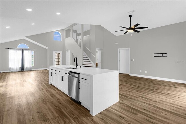 Building Photo - 3000 Bransbury Ct