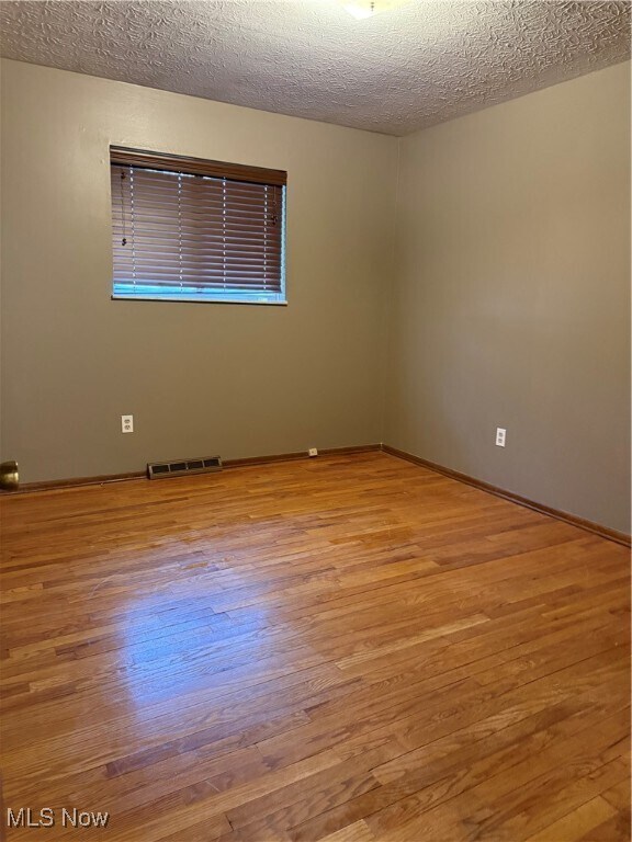 Building Photo - 15809 Montrose Ave